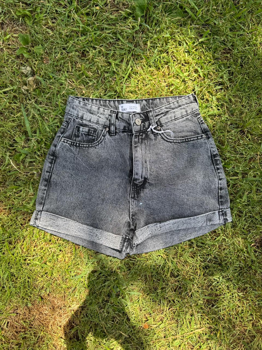 Short Jeans