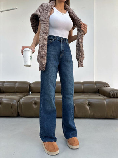 Relaxed Wide Jeans